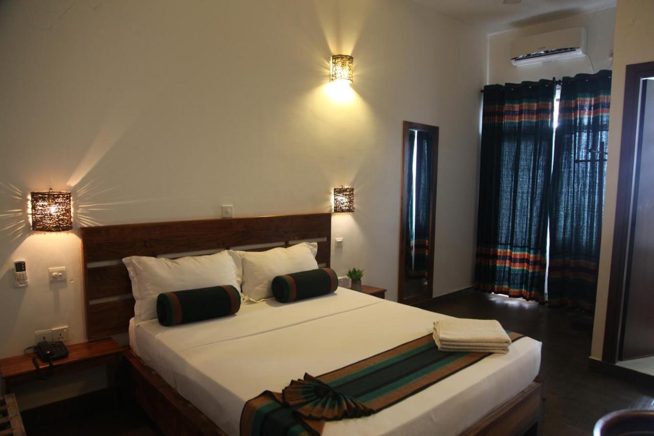 Hotel Bay Vista Arugam Bay Esterno foto